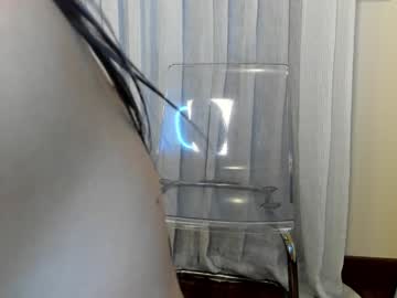 girl
        erikabee cam image #4007096