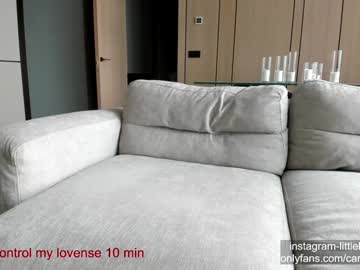 girl
        carolinaherera cam image #3157036