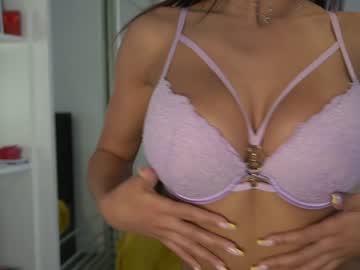girl
        erikabee cam image #1093108
