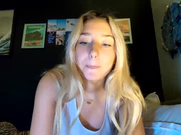 girl
        lovelilaxox cam image #3213146
