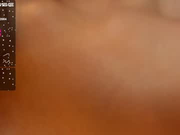girl
        little_effy18 cam image #334485