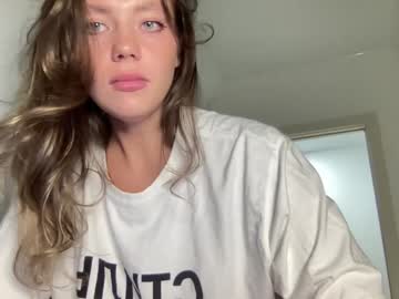 girl
        angel_from_sky cam image #3544880