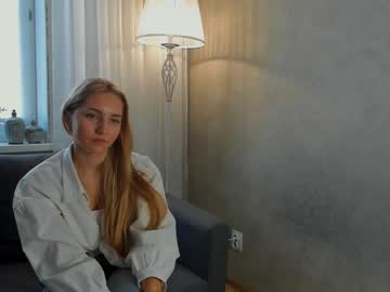 girl
        jessicabarnette cam image #810840