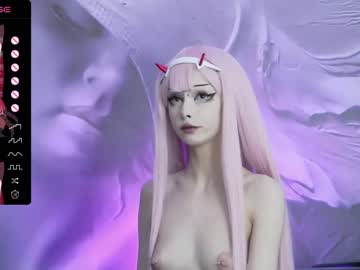 girl
        xenomy cam image #2319584