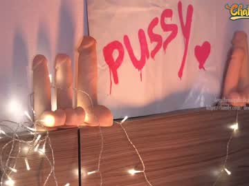 girl
        _deepthroatgalactica cam image #2033238