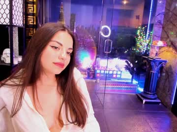 girl
        alma_pearl cam image #815331