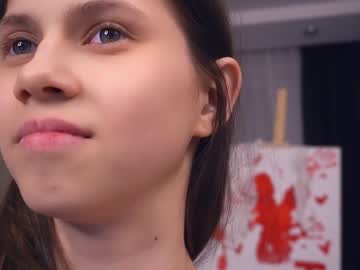 girl
        maydacarls cam image #2593500