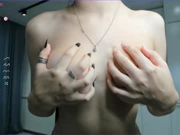 girl
        rubysloves cam image #1548331