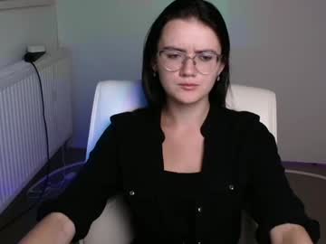 girl
        ketrin_pirsss cam image #3137494