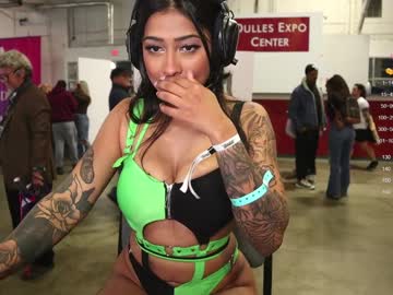 girl
        sweetkarmababy cam image #1982207
