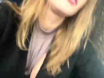 girl
        lettali cam image #3640555