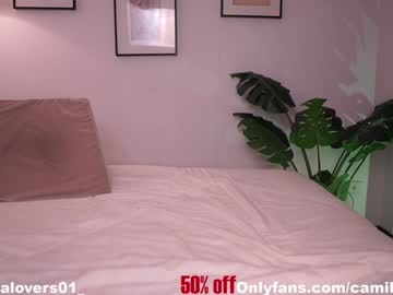 girl
        camilalovers01 cam image #3217540