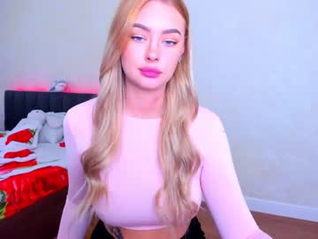 girl
        8a8y_nura cam image #542066