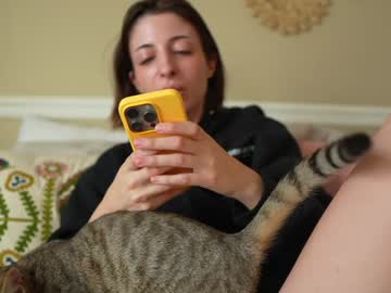 girl
        rosykindred cam image #3504345