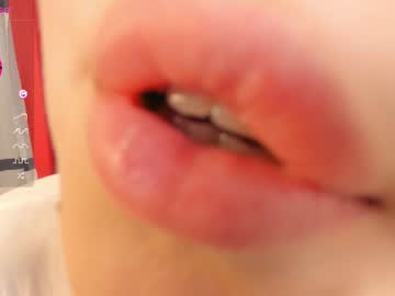 girl
        mila_milka_ cam image #1525974