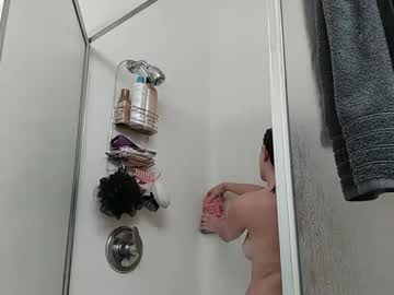 girl
        fiveftnothing cam image #3282944