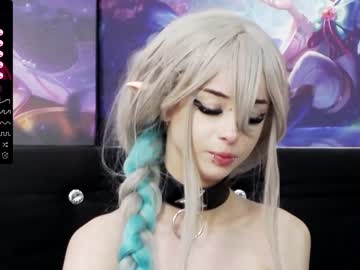 girl
        xenomy cam image #1822467