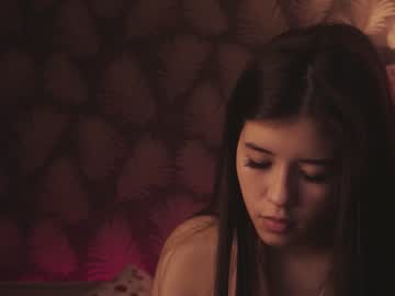 girl
        zarascarlett cam image #2407693