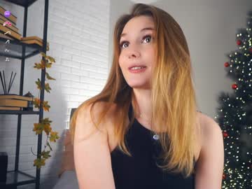 girl
        vibe_house cam image #3872832