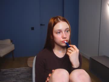 girl
        shirleywhitney cam image #2564057