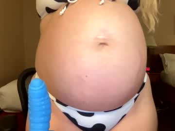 girl
        pregnantkate cam image #191975