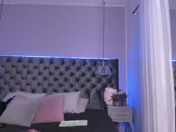 girl
        naomii_soto cam image #3260541