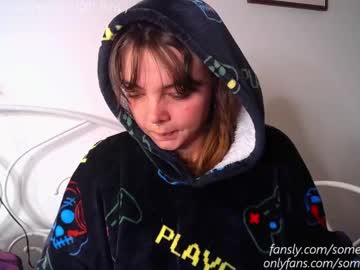girl
        somestonerchic cam image #2927281