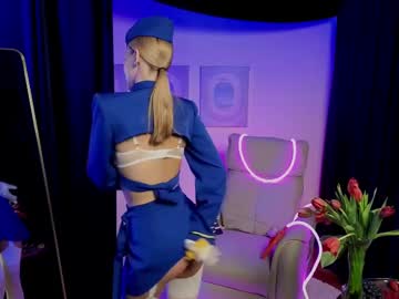 girl
        bluesky_queen cam image #4196358