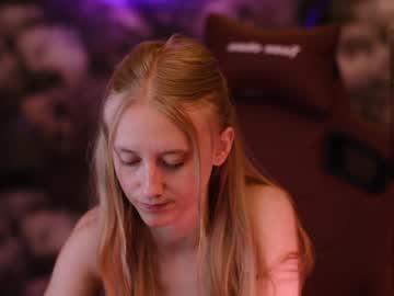 girl
        angeellina cam image #2901098