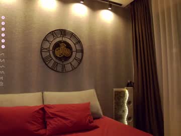 girl
        karrin cam image #2502551
