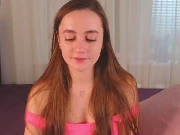 girl
        angelina_new cam image #2312016