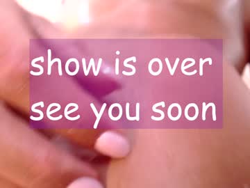 girl
        sweetboobss1 cam image #3290550