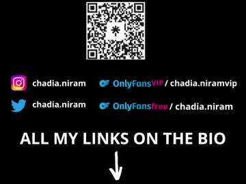 girl
        chadianiram cam image #1104943