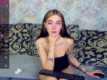 girl
        gill_coy cam image #530007