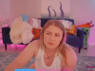 girl
        asiri_ocean cam image #4327382