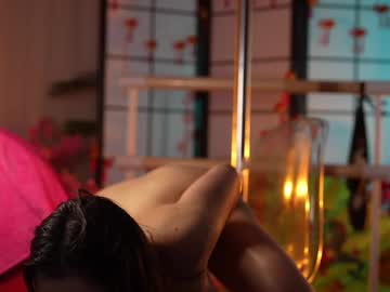 girl
        kittycaitlin cam image #4088605