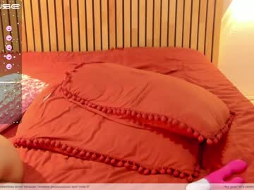girl
        little_effy18 cam image #564652