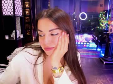 girl
        alma_pearl cam image #848428