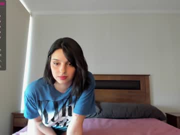 girl
        yourfreakygirl cam image #506384