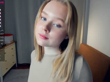 girl
        sun_shiiine cam image #898505