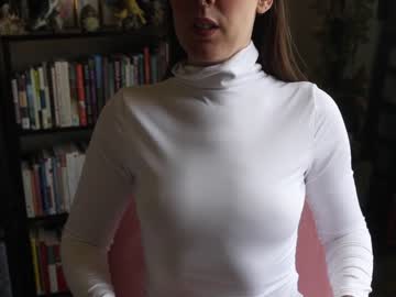 girl
        ellynaomi cam image #1180430