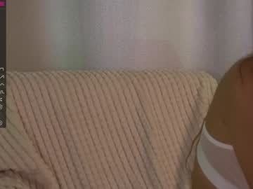 girl
        milaniapuff cam image #3267557