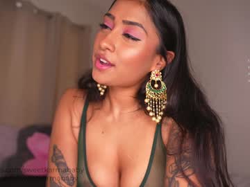 girl
        sweetkarmababy cam image #2201353