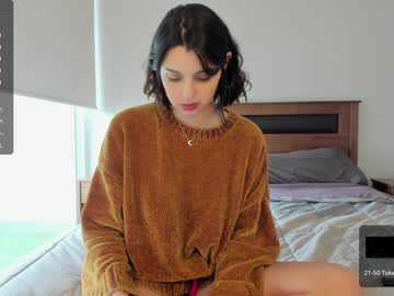 girl
        yourfreakygirl cam image #1573782