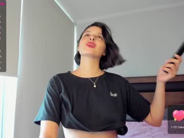 girl
        yourfreakygirl cam image #793779