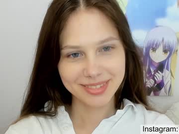 girl
        avrora_deis cam image #1145303