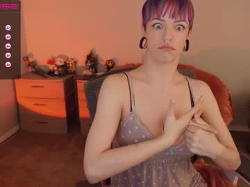 girl
        rhaenys cam image #876311