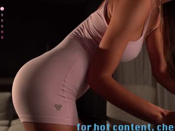 girl
        heyhorny_cb cam image #3486727