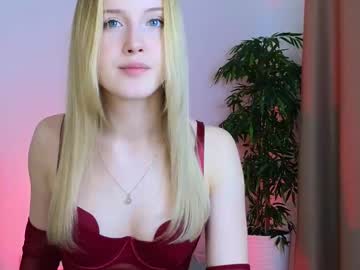 girl
        adele_armas cam image #4270627