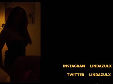 girl
        lindabluee cam image #975139